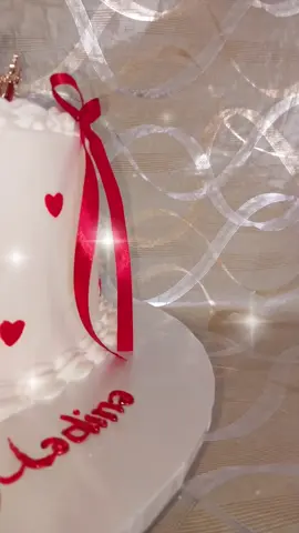 qırmızı bantikli trend tort#bantiklitort#taclıtort#trendtort#15yaştortu