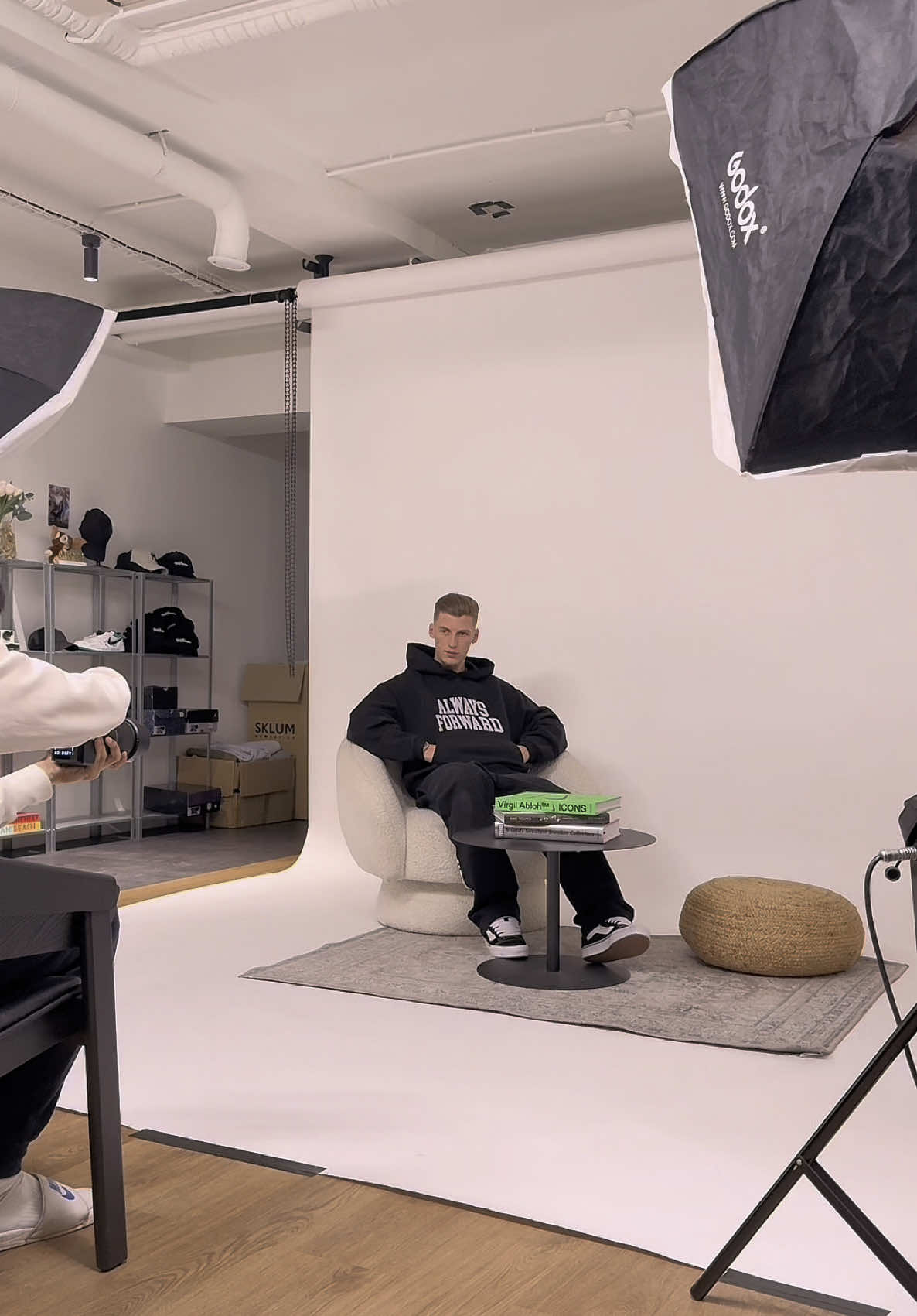 backstage vs results 📹  memory of a shoot at @wethenew for the « Always Forward » collection 🤍 . . . . #shooting #shoot #shootingtime #sneakers #sneakersaddict #OOTD #outfit #Lifestyle #wethenewfamily 