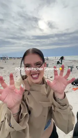 Ab zum Strand😝😝#chayalene #sister #Summer #germany 