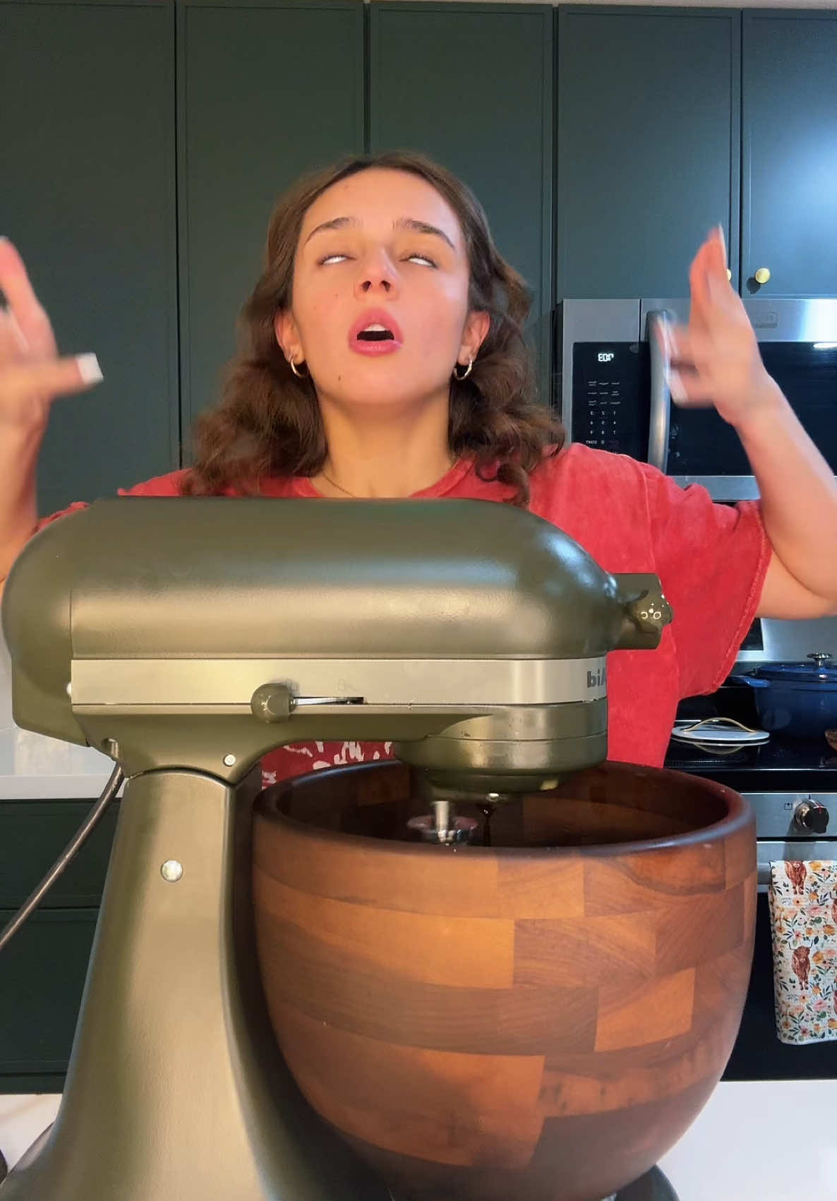 MAKE CHOCOLATE CHIP COOKIES W ME!! #halfbaked #lastday #chocolatechipcookies 