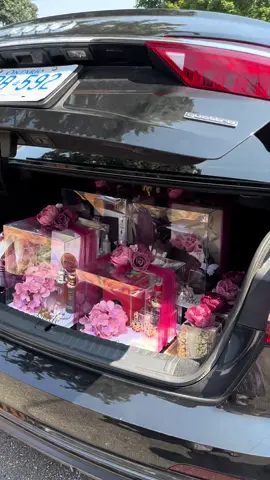 Bride’s Engagement Taals  🍷💓🩰🪞🪽  @Cricut @Charlotte Tilbury @Morphe Cosmetics @makeupbymario @Dior @GISSAH @Veiled @Gissah #giftboxes #foryoupage #foryou #giftideas  #weddingtaals #weddibginspo #bridaltiktok #taalideas #wedding #fyp #weddingdecor #weddinghampers #desiweddings #marrige #gifts #islamic #weddinginspo #traditions #southasianweddings #indianbride #thaals #thaalsforweddings 