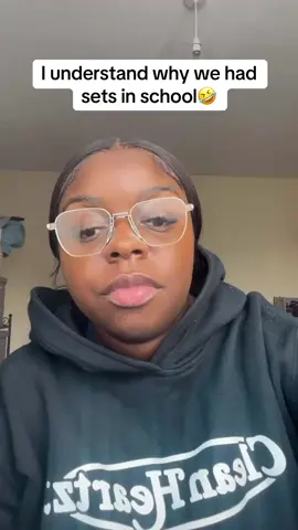 We need to bring sets back.. I’m not judging what set you were in in school but we need to stay in our range 🤣🙈