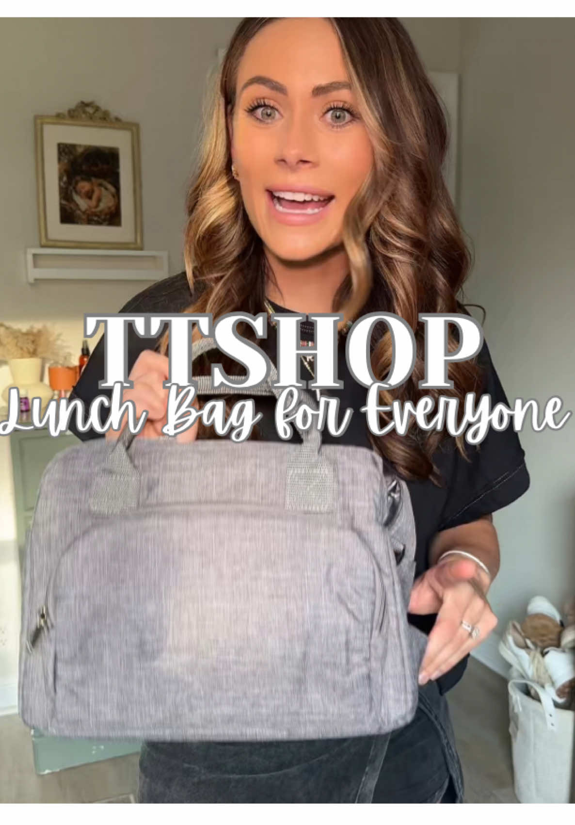 Back to school and looking cool 😎 #backtoschool #schoolbag #lunchbag #lunchbox #backtoschoolshopping #backtoschoolhaul #lunchbags #tiktokshopcreatorpicks #tiktokshopbacktoschool #fyp 