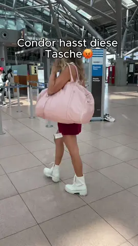Schreibe in die Kommentare „TRAVELLA“ und ich schicke dir den Produkt Link mit einem extra 10% Rabattcode on Top😍  #reisen #travellabag #reisetasche #reisetipps #fliegen 