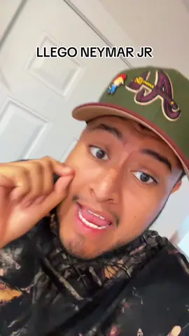 LIL CUHH CON SU NUEVO LOOK @Rebeca lopez 😎