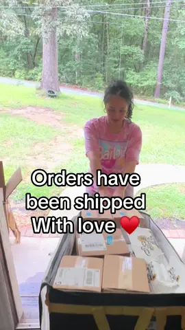 Shipping out seamoss@Rosemarie.e orders 💛 But before they go, I pray over each one 🙏🏽 May healing, peace, and divine strength meet you at your doorstep. #VeganTingz #SeaMossWithPurpose #FaithBasedBusiness #CMOS #HealingInEveryJar