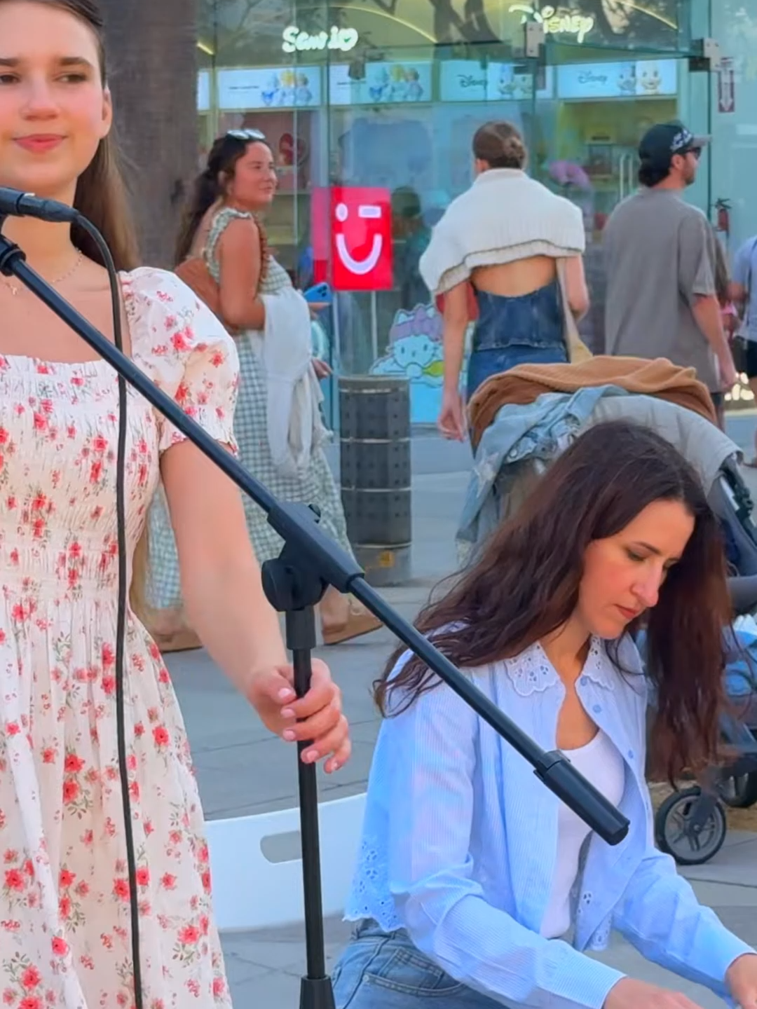 ♥️🌸🌷Halo – Beyoncé - Voice Cover   #violon #violin #violinist #streetmusician #trendingsong