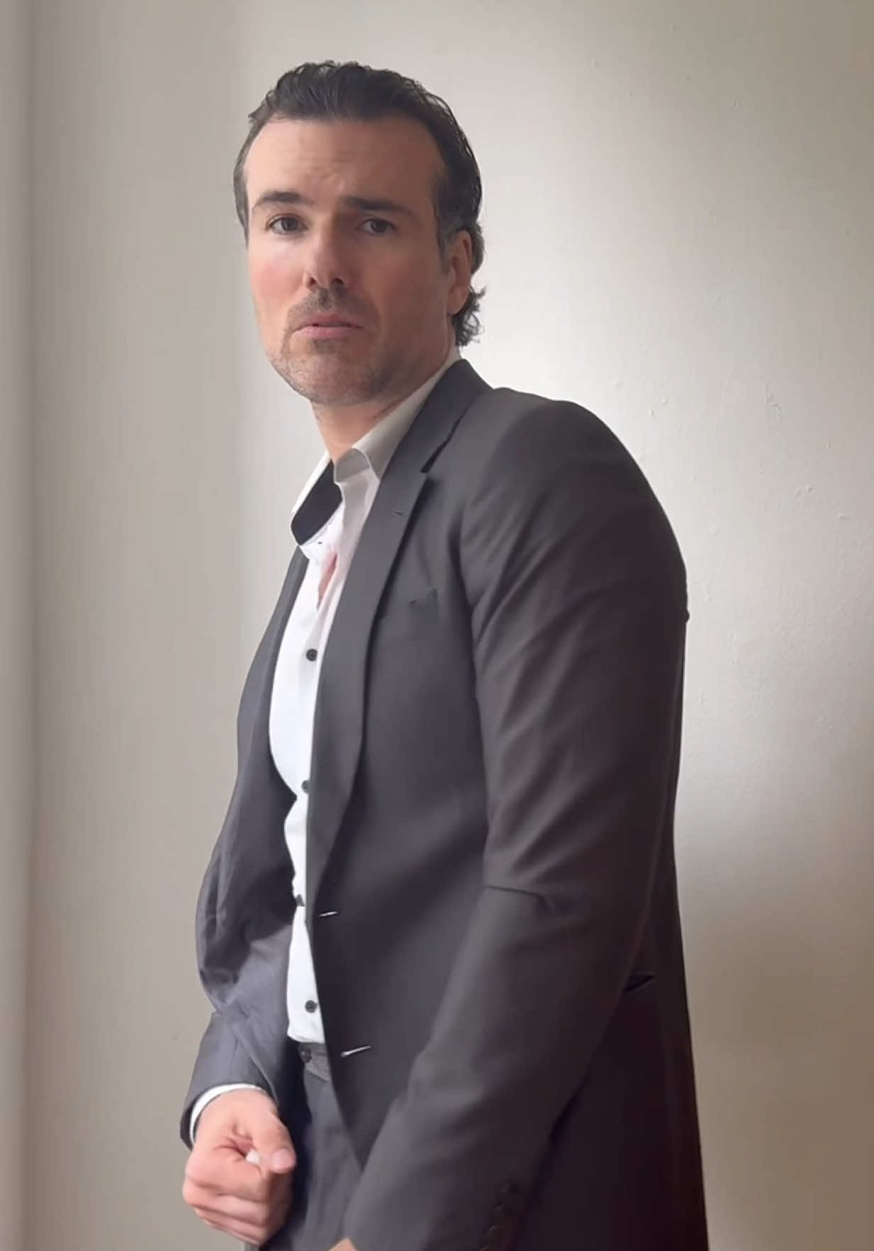 #model #nyc #doorman #singer #artist #christian #jesus 