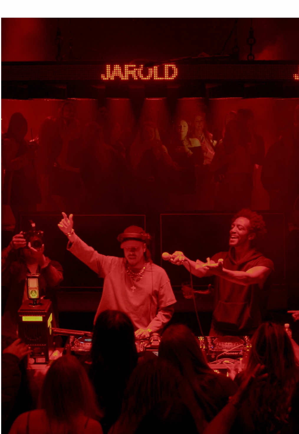 Hamburg you’ll always have my heart ❤️ The speaker was ON @Les Amis  #sama28 #southafrica #iplan #dlalathukzin #djmix #djtransition 