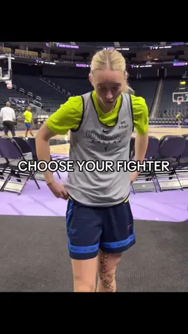 kaitlyn just running away 😭😭 #paigebueckers #azzifudd #kaitlynchen #chooseyourcharacter #WNBA #dallaswings #uconnwbb #valkyries #womensbasketball #uconnhuskies #uconn #wbb #fyp #makemefamous #xyzbca #viral