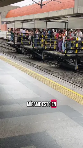 Yo sigo impresionada de esta cultura tan maravillosa #medellin #🇨🇴 #medellincolombia #metro #colombia #culturametro #fyp #paratii 