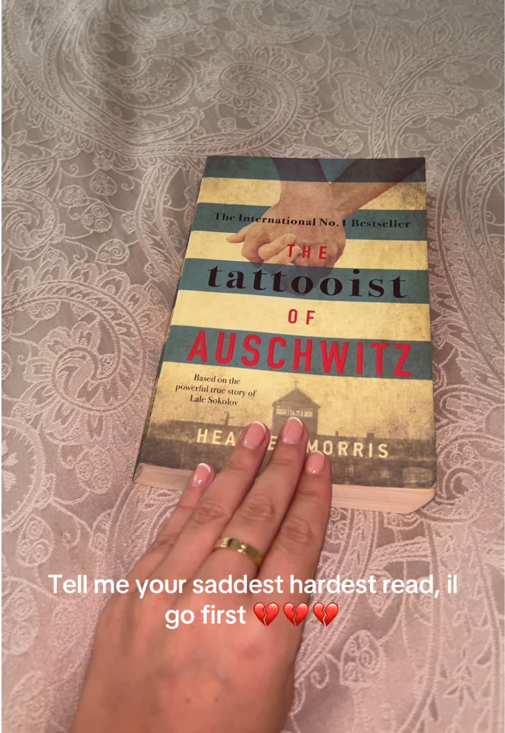 This book emotionally destroyed me, it crushed my heart and soul 💔#thetatooistofauswitchz #sadbook #sadbookrecs #booksthatmademecry #BookTok #booksthatmademesob #sadbooks #foryou #foryoupage❤️❤️ #viral #booksthatwillbreakyou #bookstagram #bookworm #bookish #heathermorris #auschwits #lovestory❤️ 