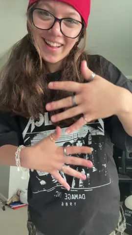 Fred durst inspired FIT 🤩 #OOTD #fyp #fypシ #fitcheck #rings #outfit #jewelry #silver #outfitinspo #foryoupage #fit #alt 