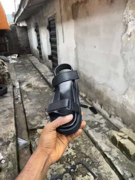 #fyp #shoemaker #handmadefootwears @zedek solemaker.  New trendy unisex sandal. High quality. Size:40-46 Pride:28,000