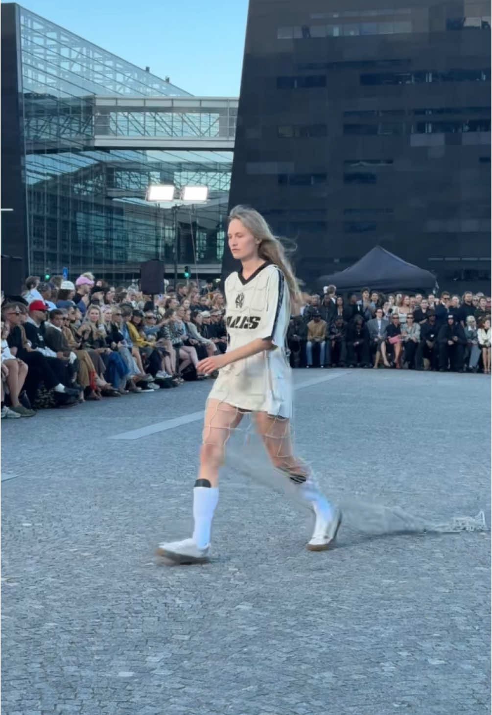 Nothing but net. Thanks @alis_culture for the outfit inspo #copenhagenstyle #scandistyle #cphfw #fashionweek #hypebae #alis #runwaylooks #sportygirl #womenssoccer Video: Hypebae