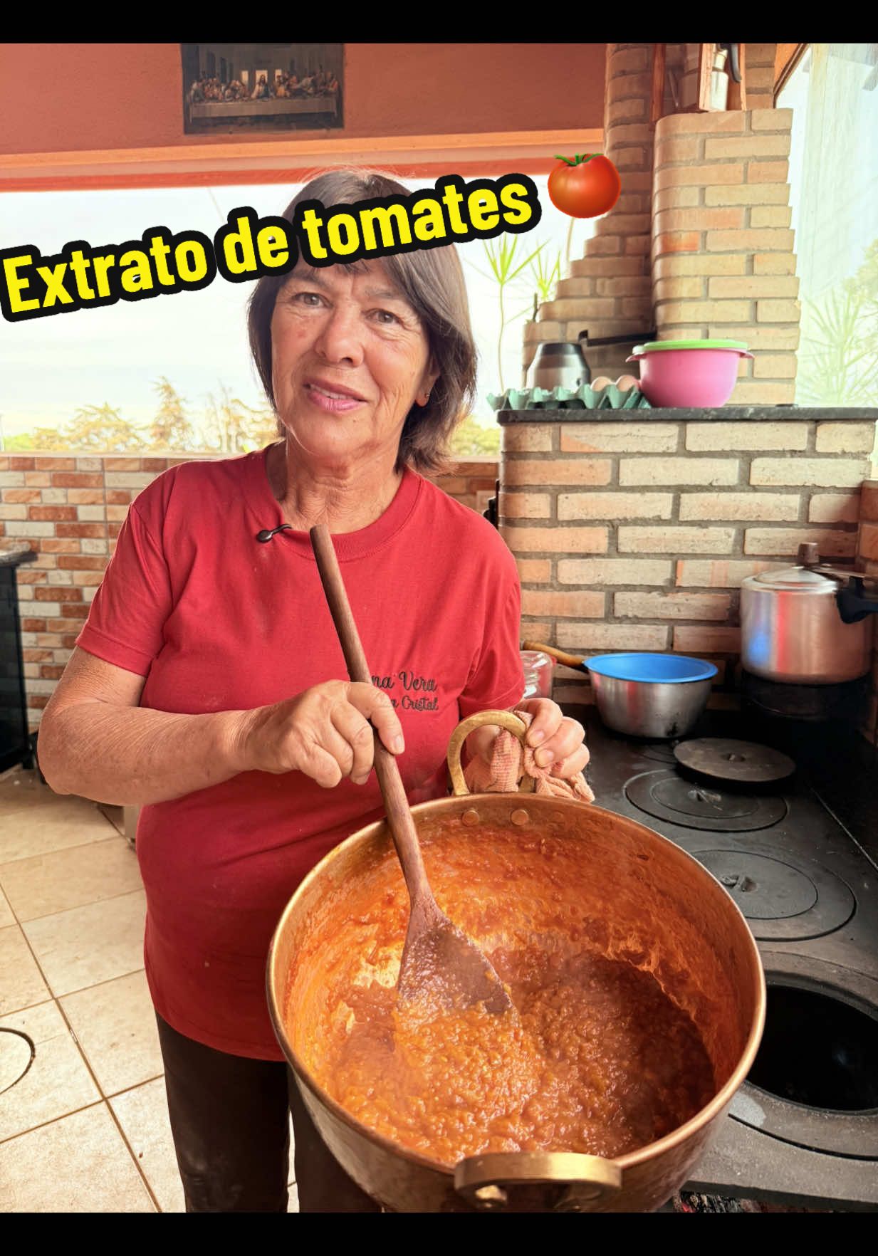 Tomate está quase no fim.               Hoje aproveitando os tomates vamos fazer extrato de tomate, gente esse extrato fica maravilhoso em um macarrão 😋, esse tacho de cobre super lindo encontrei no mercado livre  @Mercado Livre @Programa Afiliados e Criadores  Cole esse código no buscador do mercado livre: 1CACA6-0RWG Ou acesse: https://mercadolivre.com/sec/1WoTz4H  #MercadoLivreAchados #HomeAndDecor #chacaracristal  #extratodetomate #receita 