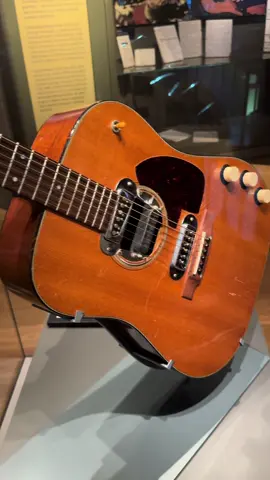 Kurt Cobains Martin Unplugged  Guitar and Sweater at The Royal College of Music #nirvana #unplugged #kurtcobain #guitar #museum #fyp #unpluggedinnewyork #acousticguitar 