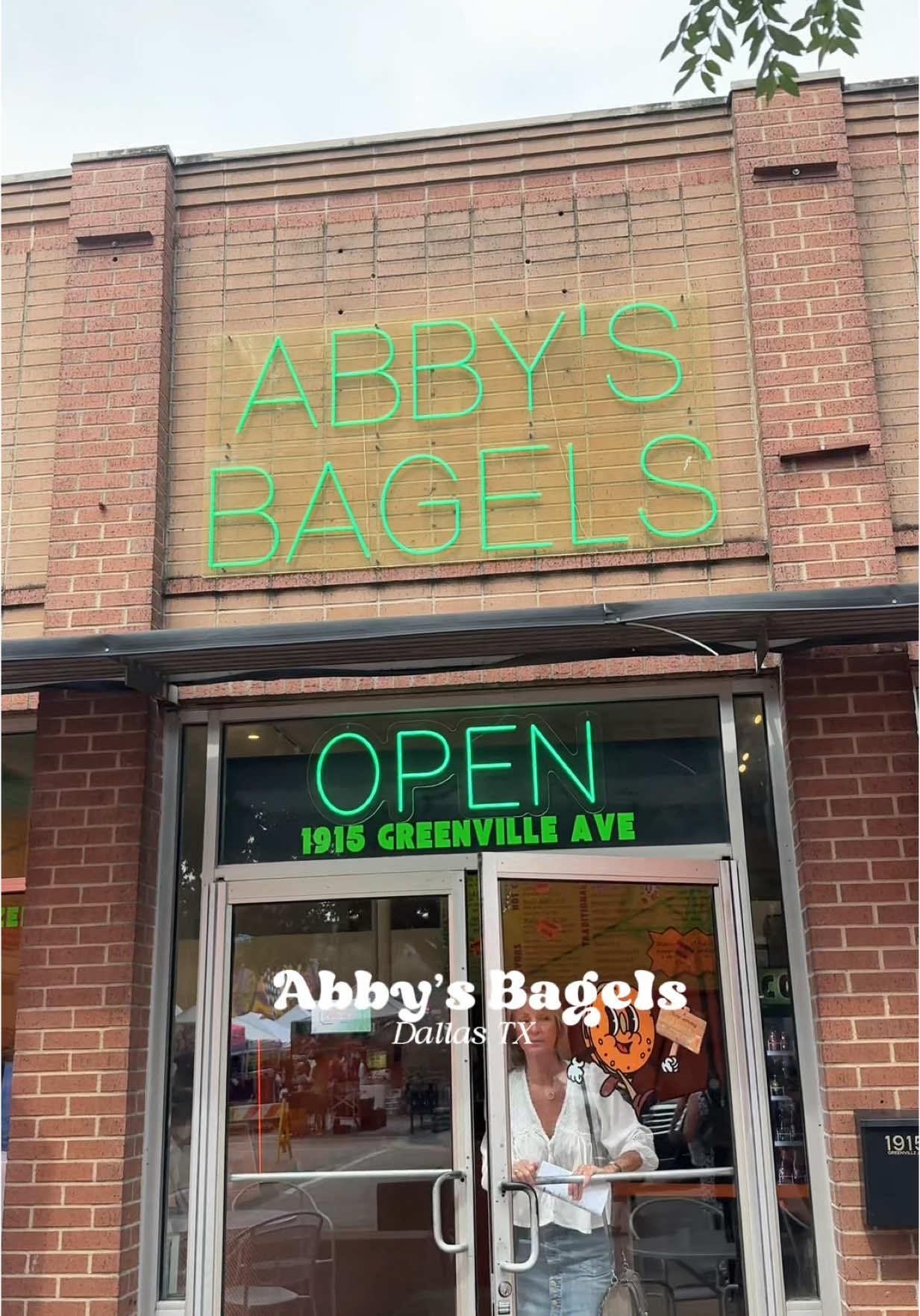 I’m a BAGEL GIRL THRU & THRU and I’m still thinking about these 😮‍💨🥯🍳✨ @Abby’s Bagels Dallas #dallas #dallastx #dallasfoodie #contentcreator #fyp 