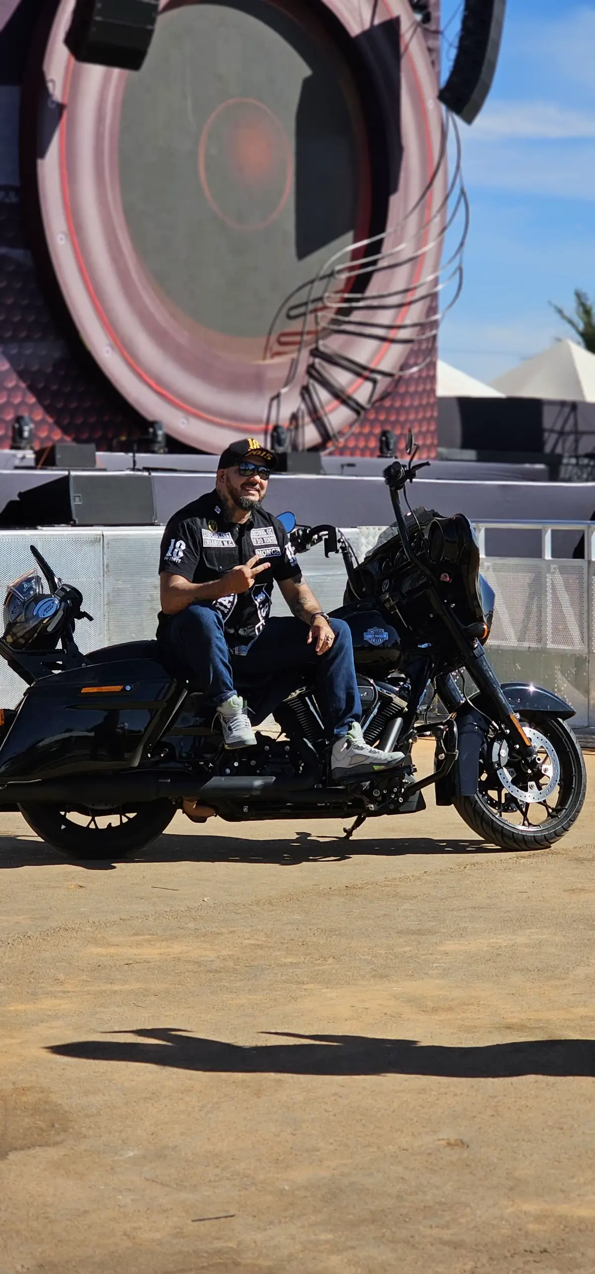 #insanosmc #harleydavidson #harley #touring #moto #streetglide #motorcycle #motorcycleclub#trip #roadtrip #biker #old #oldschool #newschool  #brasil #sp #saopaulo #tattoo #ink #rock #oss #saidosofá #capitalmotoweek #motoweek #brasilia #df 