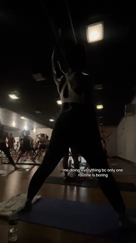 hot yoga sculpt is my favvv #fyp #corepower #blackgirlfitness 