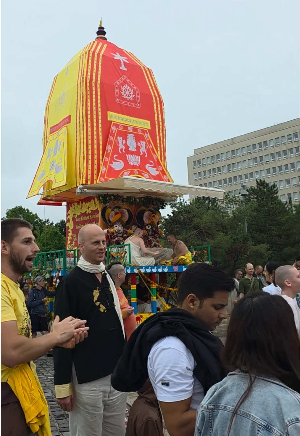 Jagannath Ratha Yatra festival in Bratislava, Slovakia July 2025 #iskcon #harinam #mahamantra #harekrishna #peace #kirtan #sankirtan #chanting #jagannath #bhaktiyoga #kartik #madhava #damodara #hindu #india #mayapur #chant #harerama #vrindavan #mahaprabhu #gauranga #hindugods #dance