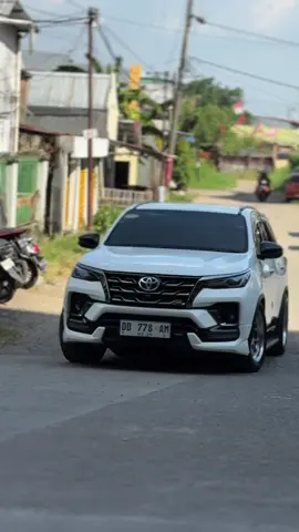 😝😍 . . . #1gdnoshit #cumidarat #1gdfortuner #cumidaratt💨💨 #dieselpower #dieselenthusiast #fortuner 