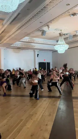 day 1 of sol dance convention 💛 i had the best time today and i can’t wait to see what the next few days bring to us!! || #competitivedancer #foryoupage #fyp #fypシ #dancer #dance #dancecombo #edx #elitedanceworx #soldancecollective || @SOL Dance Collective 