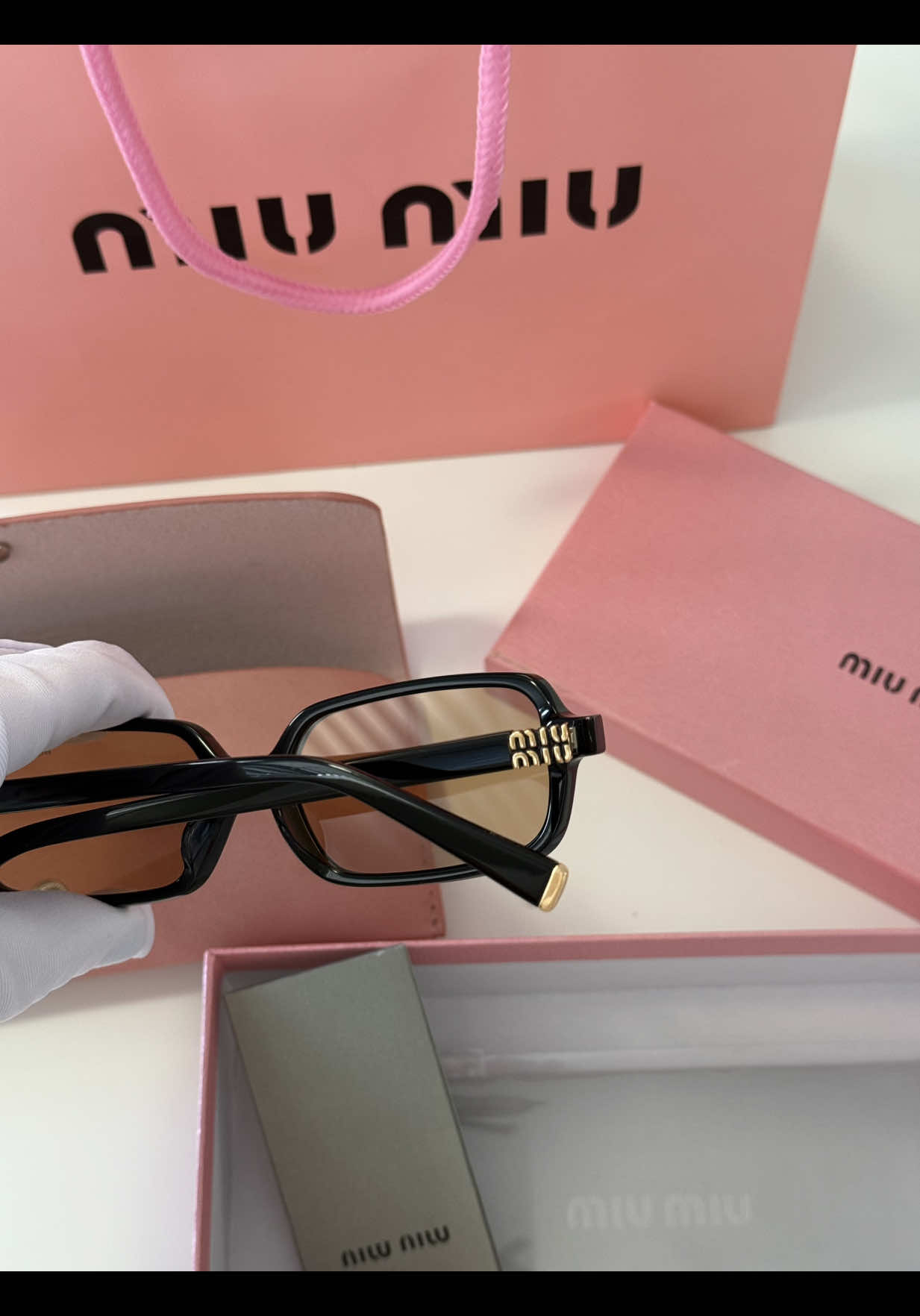MIU MIU women’s Sunglasses, MU 11Zs 🕶️💗✨✨ #summervibes☀️ #miumiu #fyp #sunglasses #paratii 