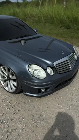 #mercedes #benz #amg #merk #w211 #e320 #w211 #e320 #cdi #om648 #diesel #hoodstack #dieselmercedes #low #e320cdi #viral #fyp #CapCut 
