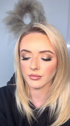 Love a full glam!!  • • Ncl / home based • message to book via insta @by.elliemagee • • #forupage #fyp #newcastle #eyelashes #beauty #makeup #makeupartist #southtyneside #northeast #newcastlemakeupartist #glam #charlottetilburymakeupartist  @Charlotte Tilbury @PLOUISE @Doll Beauty   