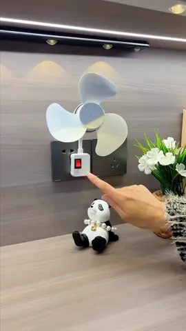 Quạt Mini Treo Tường  Xoay 360 độ - Quạt làm mát 3 cánh công suất 10W treo tường nhà bếp, phòng tắm - Quạt cắm điện #quattreotuong #quatmini #quatminitreotuong #xuhuong #thinhhanh #ti̇ktok 