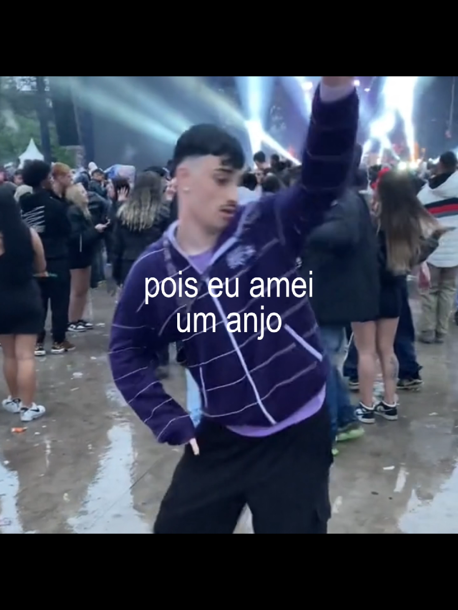 Amo essa música  #lyricsongs #fyp #stcandy_ #foryoupage #brat #mpb 