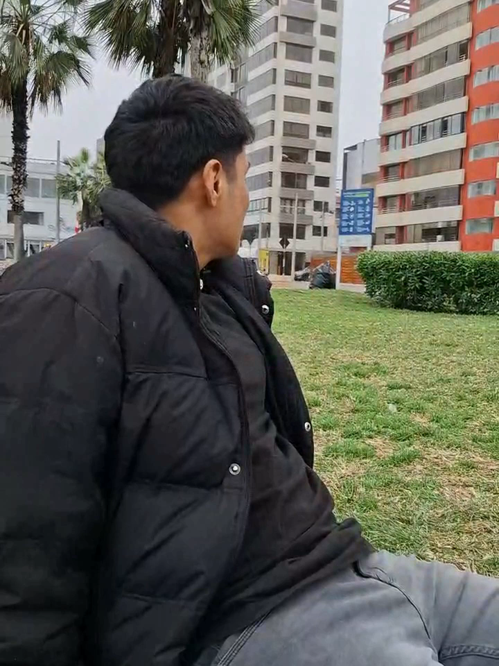 etiqueta a ese amigo que cuenta malos chistes....