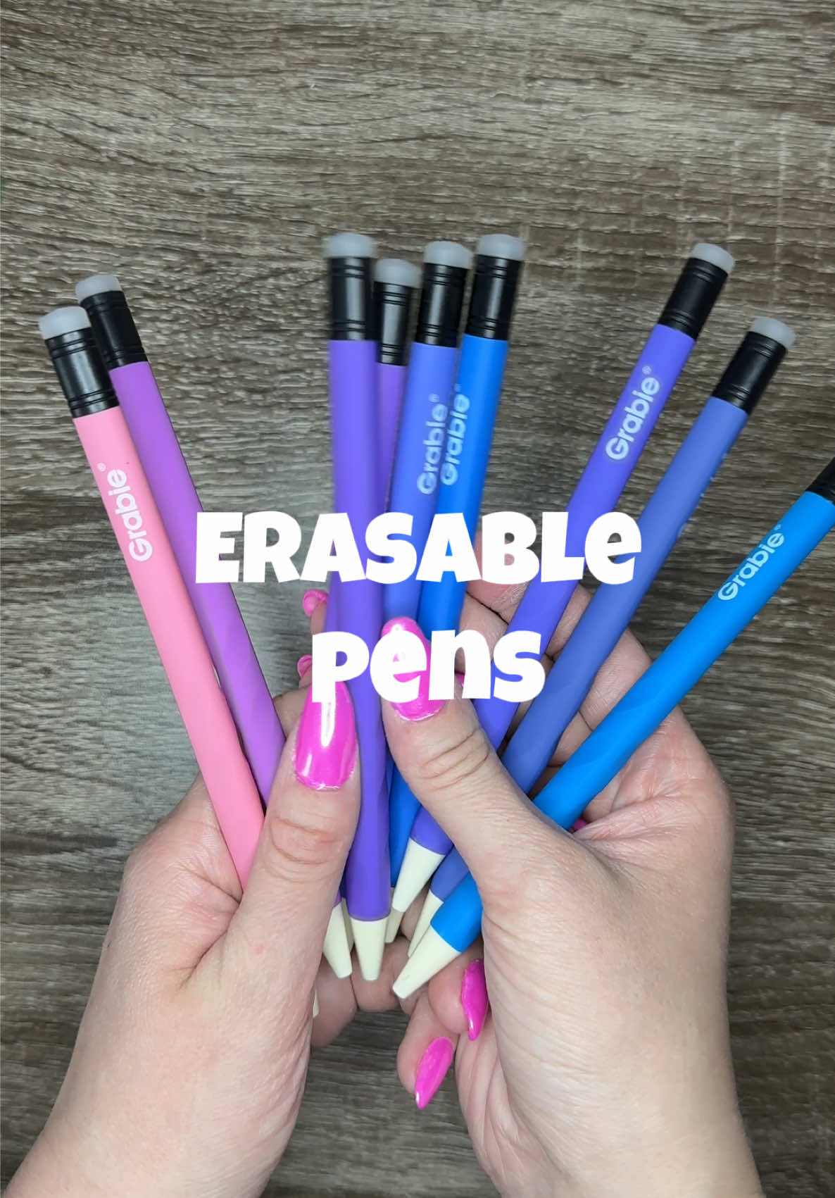 These are seriously the best erasable pens!! Grab them today! ❤️ @grabieofficial #grabie #erasablepen #swatches 