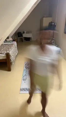 After some time away, I found my way back to the mat. 60 minutes of Sivananda Yoga practice to ground and begin again.  🧘‍♀️      #yoga  #sivananda 