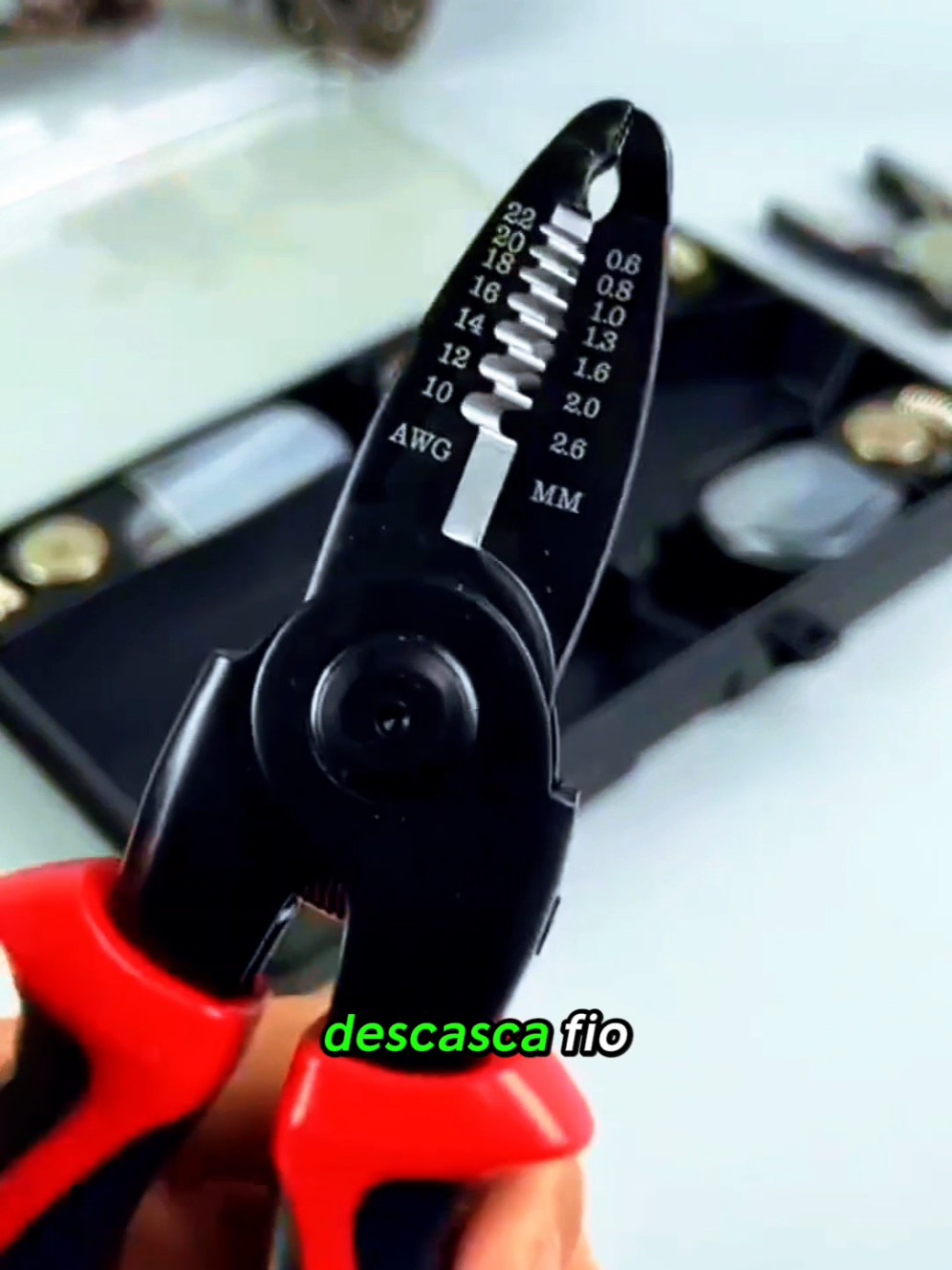 KIT DE ALICATE UNIVERSAL 5 EM 1 MULTIFUNCIONAL #alicatemultifuncional #TikTokShopBrasil #5em1