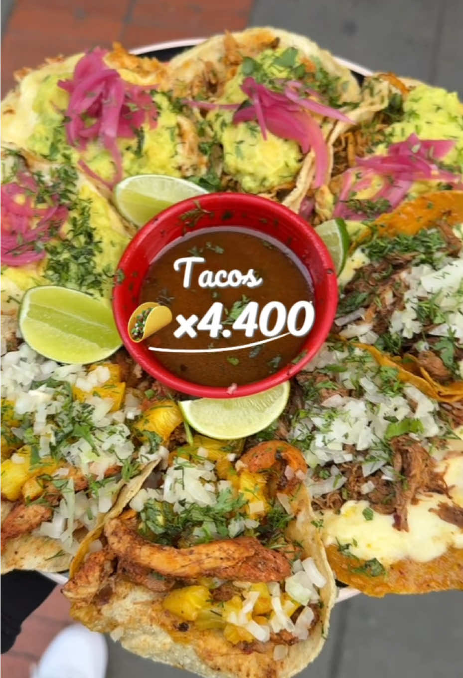 Ojo al datoooo Encontramos los #tacos 🌮más económicos de #bogota   Y pa que pero todo es una delicia les hablo de @mexogtaqueria  vayan y me cuentan qué tal 🥰😌🔥 #taqueria #comidamexicana  #quehacer #nuevo #plangratis #planesbogota #nuevoplan #planfamiliar #planmotero #dondecomer 