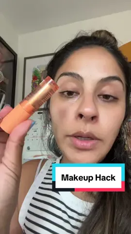 I swear by this stuff #undereyecircles #roc #eyebalm #vitaminc #makeuphack #undereye #ojerosa 