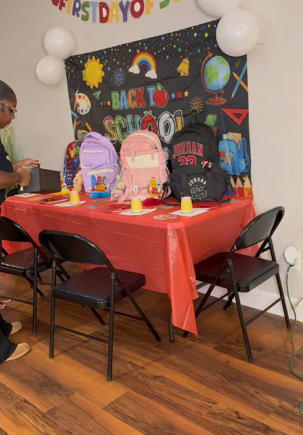 I didn’t get to record much this time, but I tried. Still adjusting to this new space, my new job, and honestly… just life. Change can be beautiful, but it can also feel overwhelming. Taking it one day at a time 🤍 