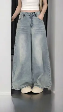 #celana #celanapanjangwanita #celanajeans #celanabaggy #celanakulot #baggyjeans #kulotjeans #onlineshopping 