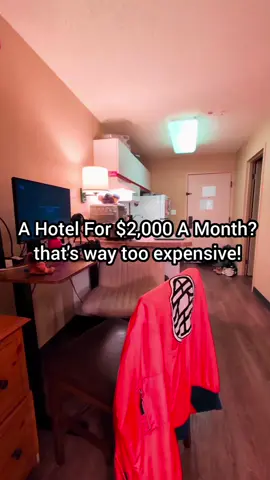Would you live in a hotel with @onlymissbunny  - - - - - - - - - - - - - - - - - - #fullestness #hotel #expensive 