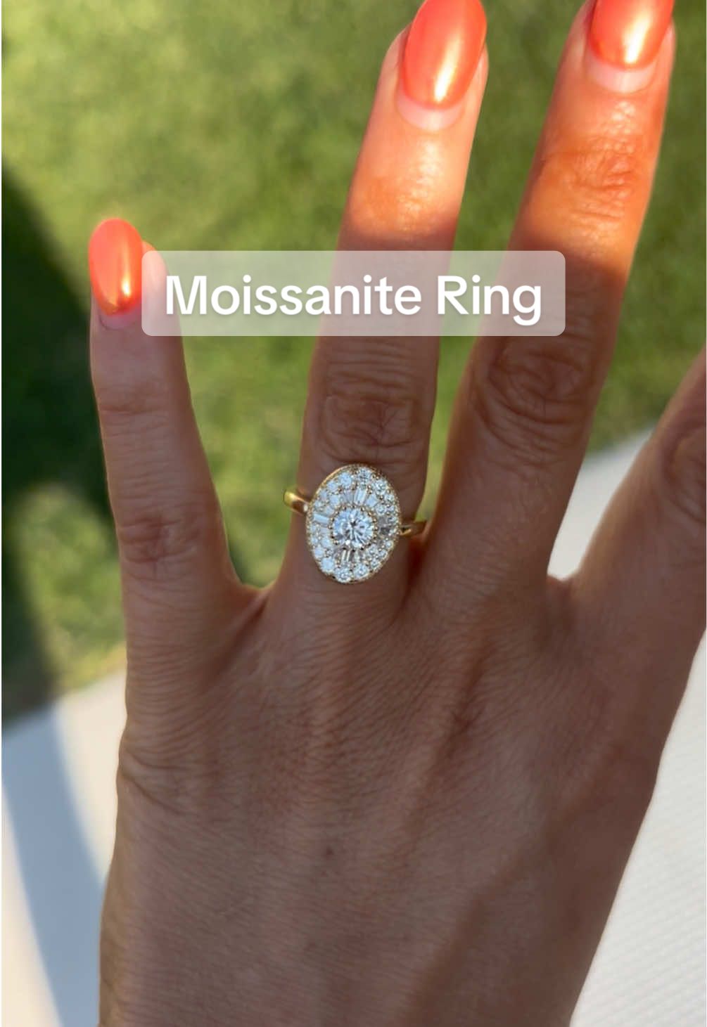 Get this on a flash sale! #attajewelry #moissanitering #moissanite #sparklering #everydayjewelry #jewelryfinds #stackablerings  