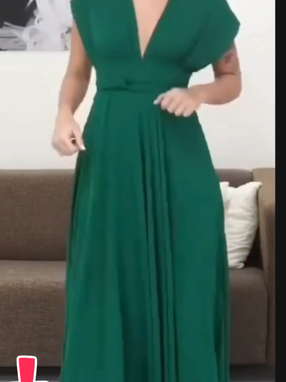 👗 1 vestido, várias formas de usar! Ideal pra madrinhas, festas e casamentos! ✨ Versátil, elegante e confortável! 🛒 Garanta o seu agora! #VestidoMultiFormas #ModaFesta #MadrinhaDeCasamento #LookPerfeito #TikTokShop #VestidoDeFesta #Casamento2025 #DivaDoEvento #VestidoVersátil #LookMadrinha 