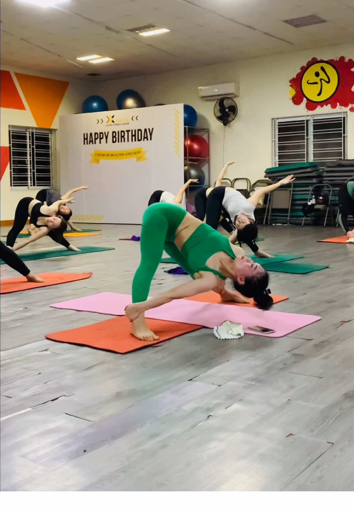 Advanced twisting yoga #reels #tiktok #viral #yoga #vanxoan #tiktokviral #tiktokgiaitri #fyp #tiktokvietnam 
