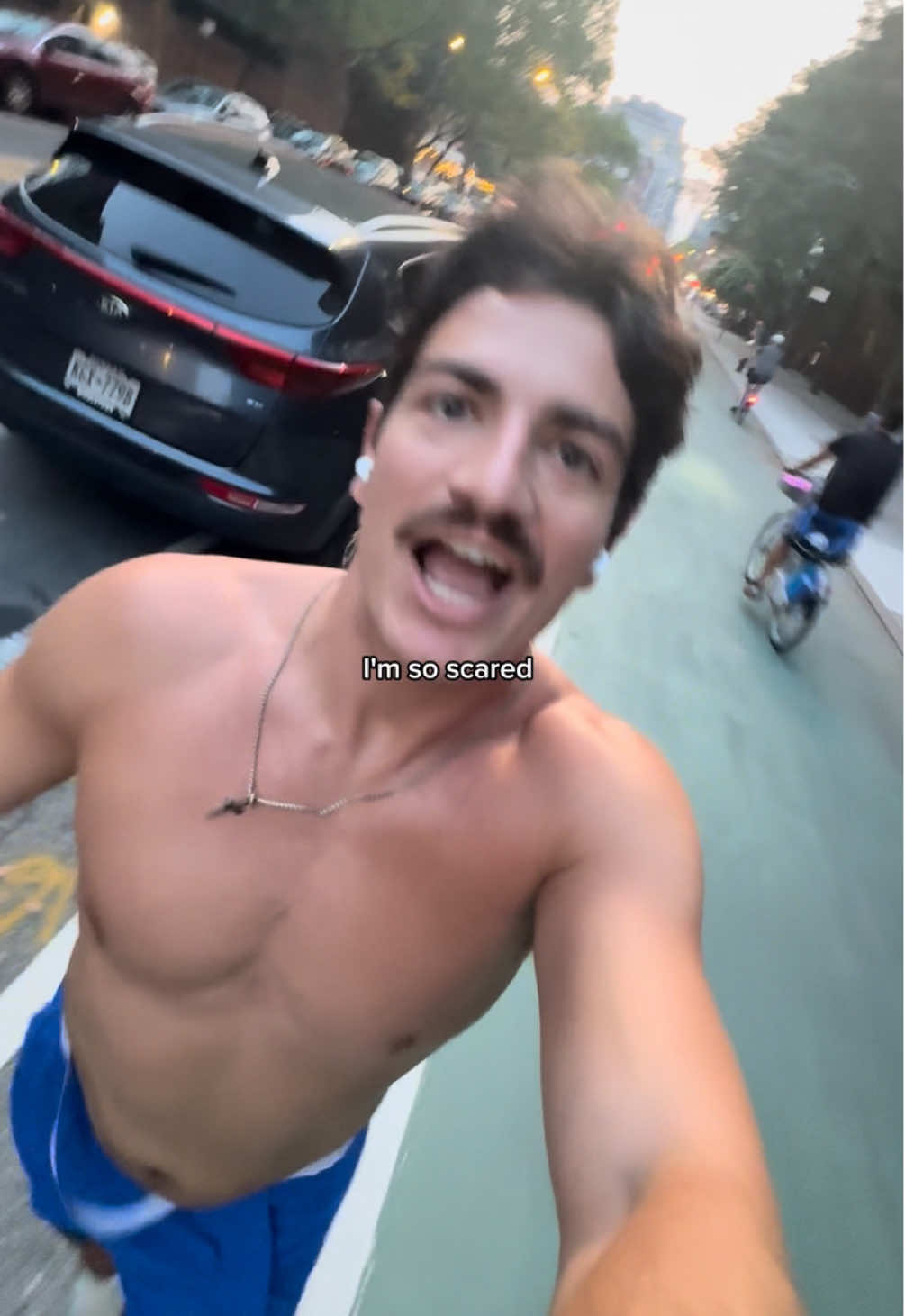 Why would you not use the tools available to you to make you happy??? #Running #marathontraining #nyc 