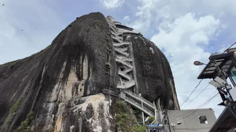 #adrianemeese #colmbia🇨🇴 #guatape #piedradelpeñon🇨🇴 @ELE 