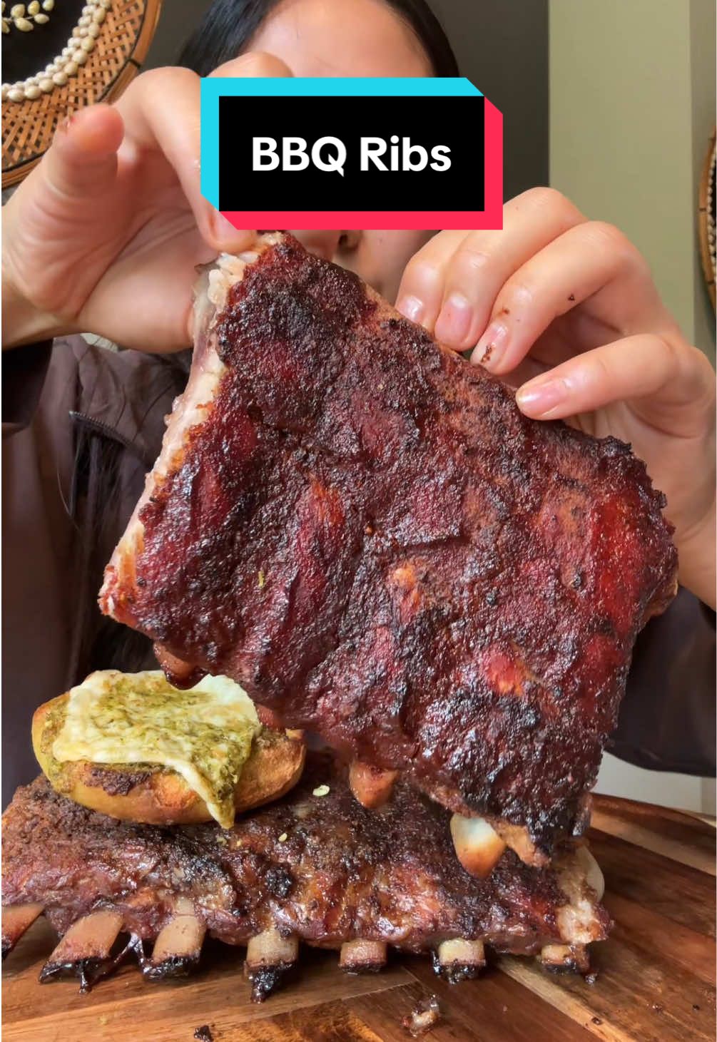 BBQ Ribs Mukbang  OMGG FOOD NETWORK, TOP CHEF, CHOPPED, GORDON RAMSAY HIT ME UPPP 😝😝🤪🤪😜😋😋 These are bbq baby back ribs and pesto cheesy bread by ME MYSELF AND I 🤭😌🙂‍↕️🥳🥳🙌😆🌝 (I even made the barbecue sauce 😜😜😜)   #mukbang #asmr #bbqribs #bbq #meat #fyp #fypシ #mukbangfoodasmr #mukbangeatingshow #food #Foodie #mukbangasmr #mukbangs #bbqmukbang #yum 
