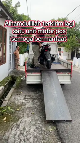 Yang belum dapat bisa langsung kirim pesan ke saya sekarang untuk motor promonya hanya 400rb  #bagibagimotor #tebusmurah #showroomjhonlbf #kalimantan #pengirimanmotor #jawatimur #promo #murah #pcx160 #bogor #jawatengah 