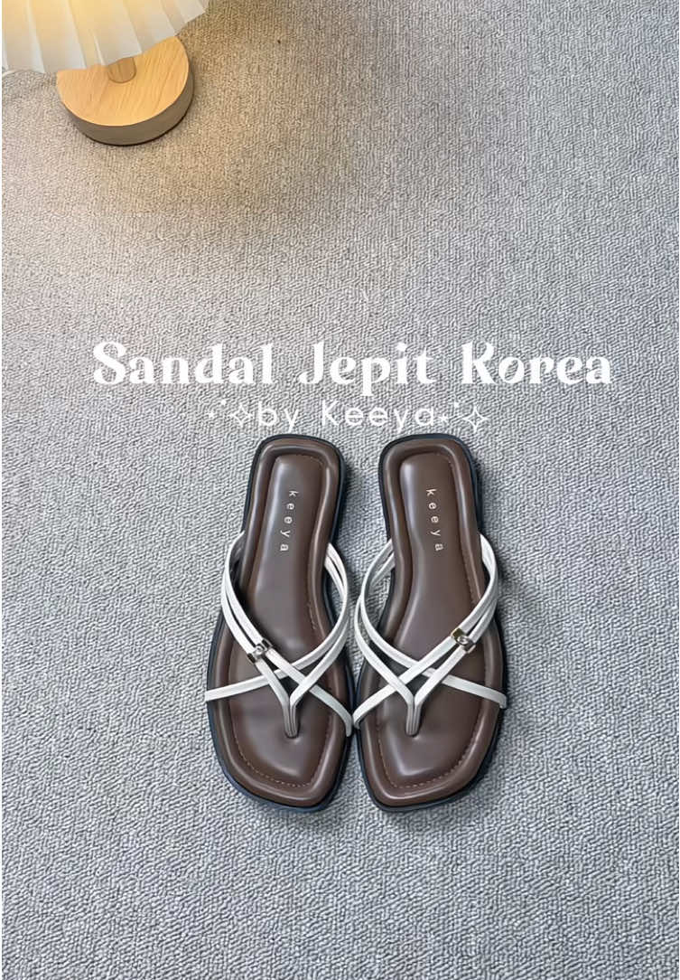 Nemu sandal cantik, simple, elegant gini bakal jadi sandal favorite nih🫶🏻💖. Samaan yuk banyak pilihan warnanya✨ #sandalkorea #keeyacollection #sandalwanita #sandalcantik #sandalkekinian #sandaljepitcantik 