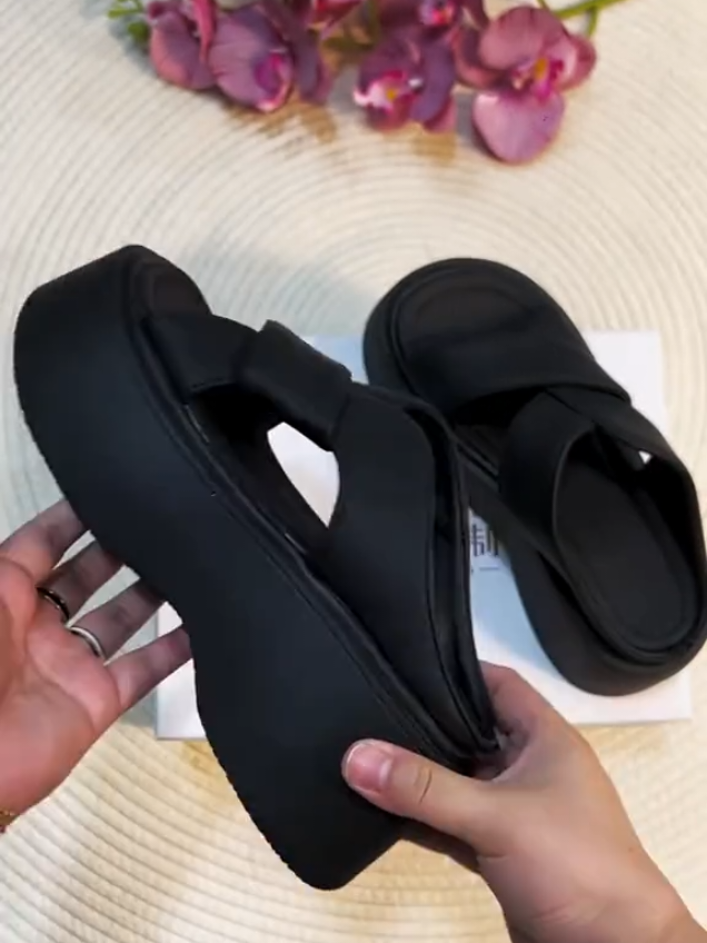 dép sandal đế cao #dep #dép #depsandalnu #depsandaldecao #depnudecao #thoitrangnu #phoidonu #Hanashop 